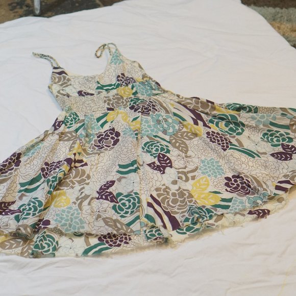 Two Of Us Flow and Flower Summertime Dress - Picture 14 of 15